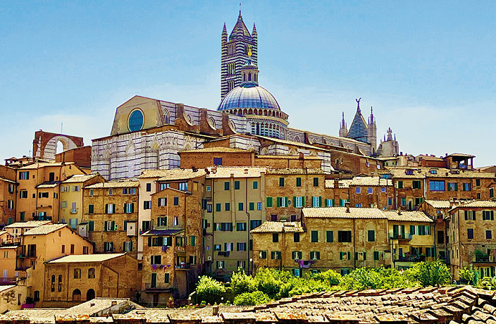 Blick über die Altstadt von Siena mit seiner Kathedrale