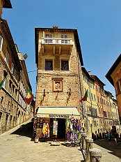Idyllisches Gassengewirr der Altstadt von Siena