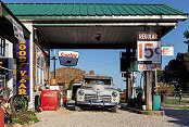 Liebevoll restaurierte Sinclair-Tankstelle in Parita, Missouri